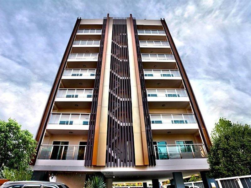 The Aim Sathorn Hotel Bangkok Exterior foto